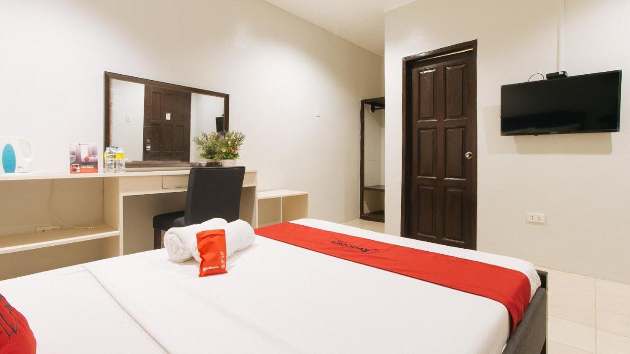 Reddoorz Premium @ Ouan'S The Farm Resort Lucena Exteriör bild