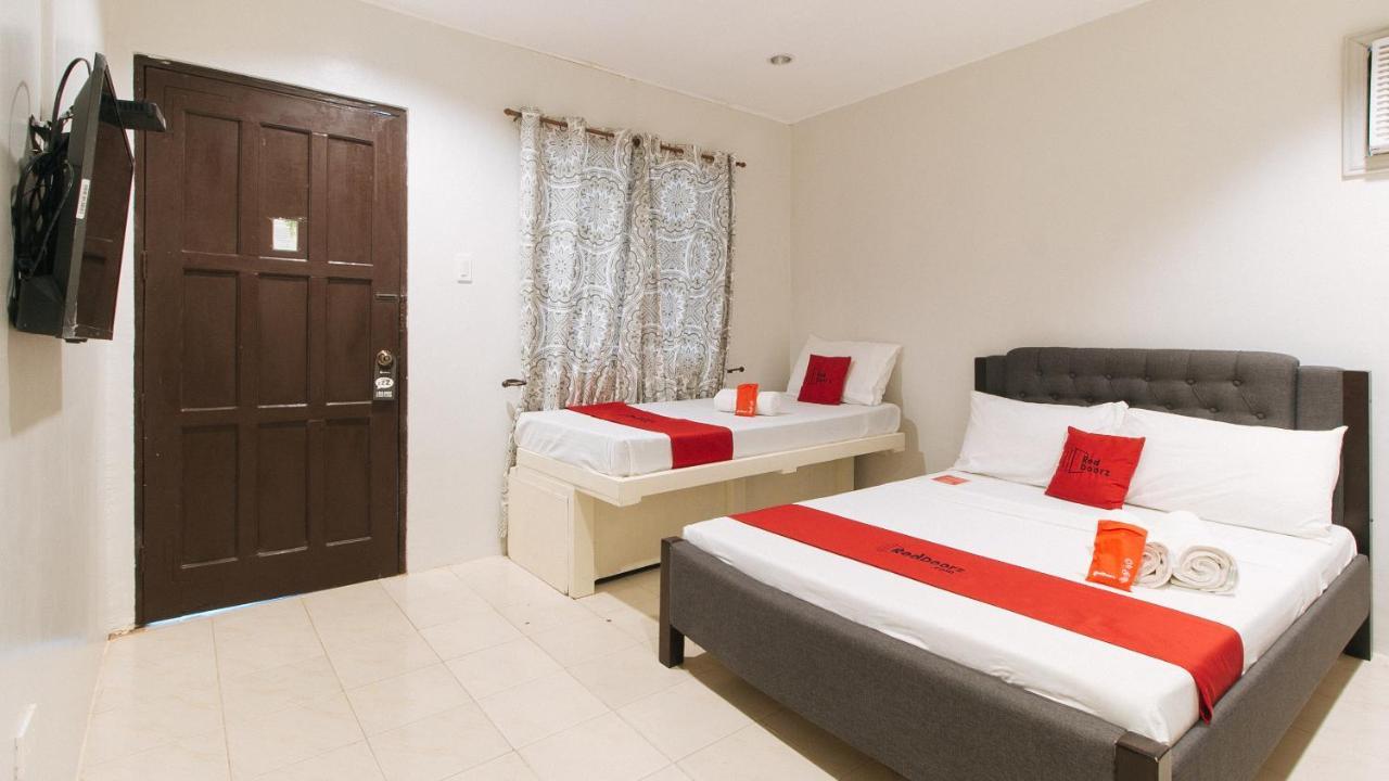 Reddoorz Premium @ Ouan'S The Farm Resort Lucena Exteriör bild