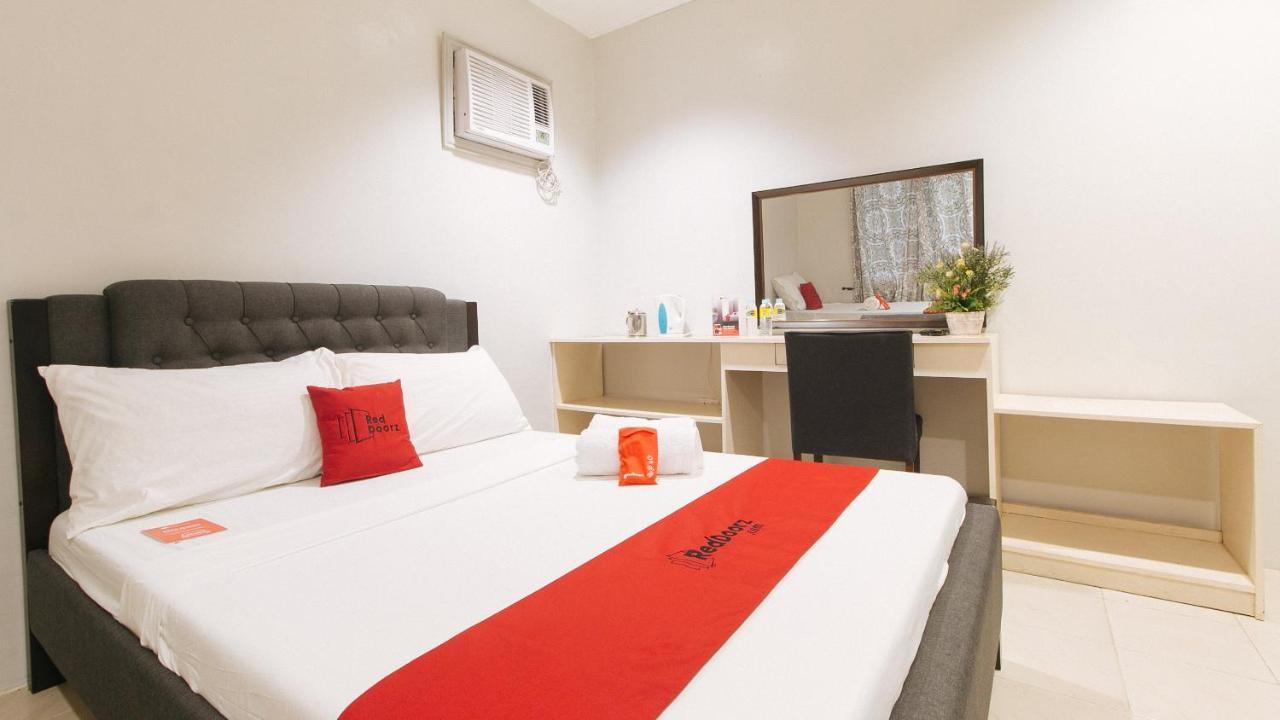 Reddoorz Premium @ Ouan'S The Farm Resort Lucena Exteriör bild